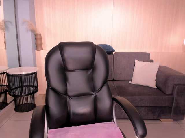 SavannahStorm's BongaCams show and profile