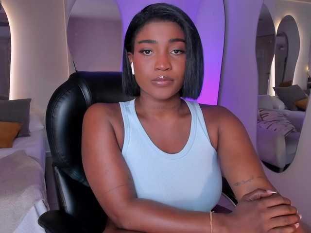 SavannahStorm's BongaCams show and profile