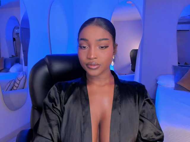 SavannahStorm's BongaCams show and profile