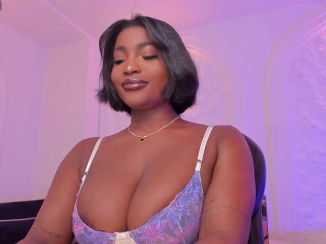 SavannahStorm's BongaCams show and profile