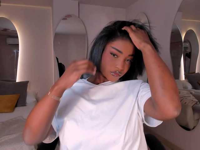 SavannahStorm's BongaCams show and profile