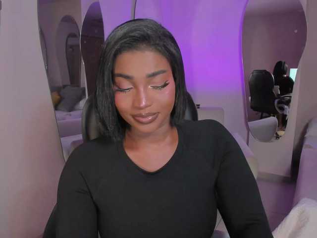 SavannahStorm's BongaCams show and profile