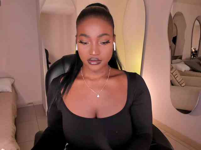 SavannahStorm webcam