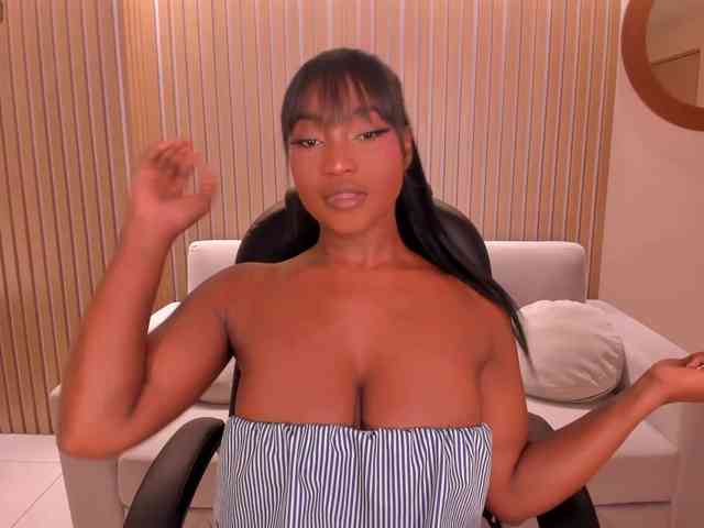 SavannahStorm webcam