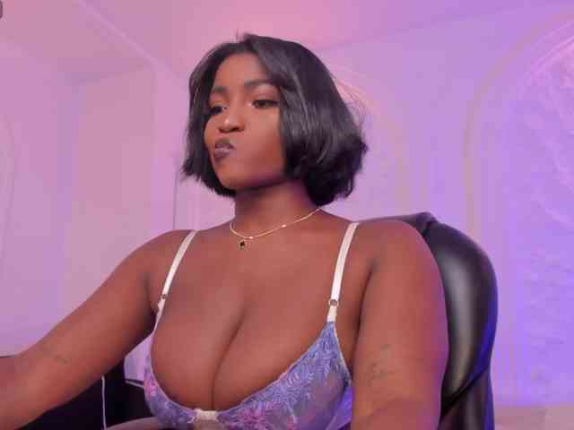 SavannahStorm webcam