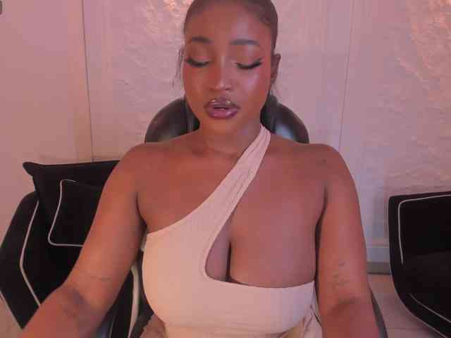 SavannahStorm webcam