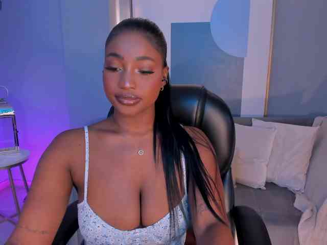 SavannahStorm webcam