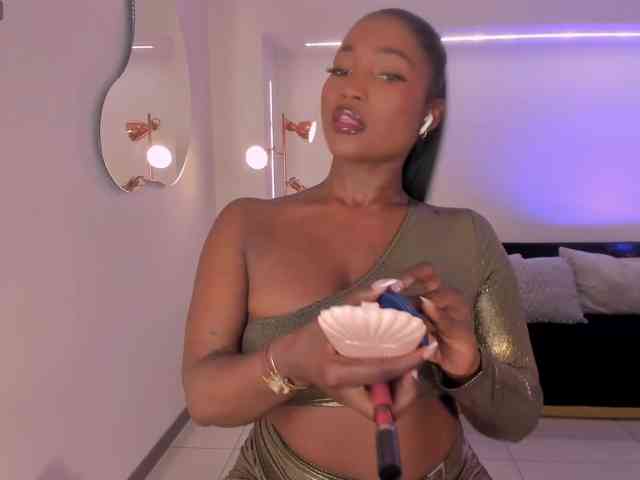 SavannahStorm webcam