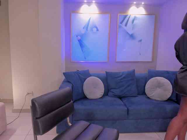 SavannahStorm Live Webcam on BongaCams