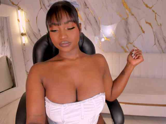 SavannahStorm webcam