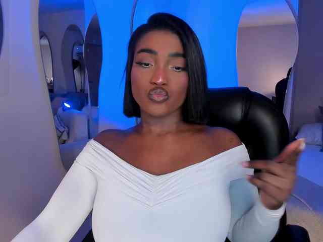 SavannahStorm webcam