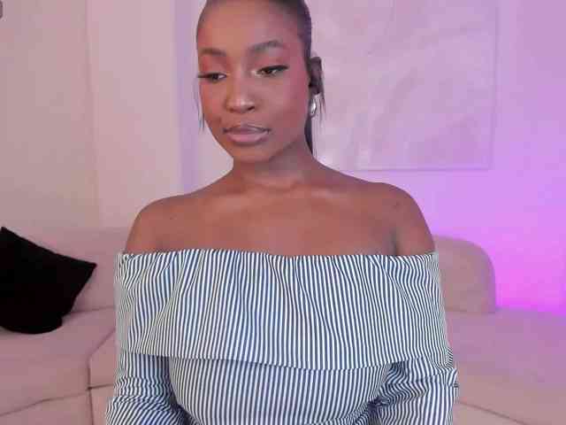 SavannahStorm webcam