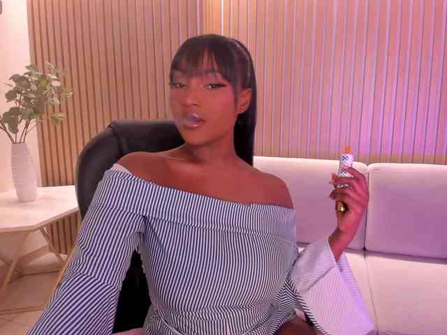 SavannahStorm webcam