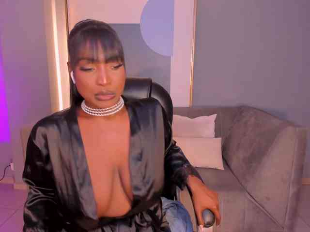 SavannahStorm webcam