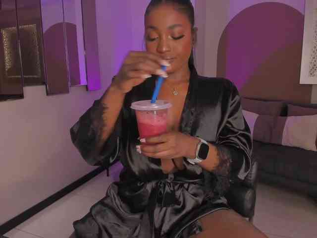 SavannahStorm webcam