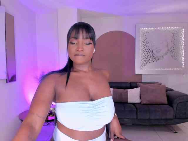 SavannahStorm webcam