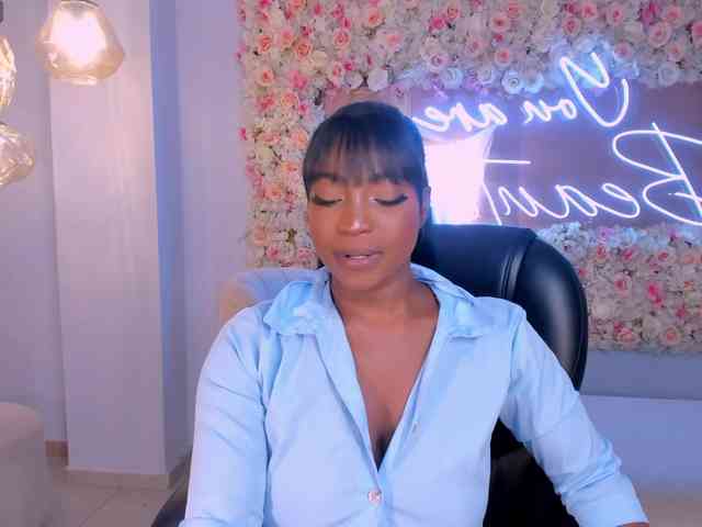 SavannahStorm webcam