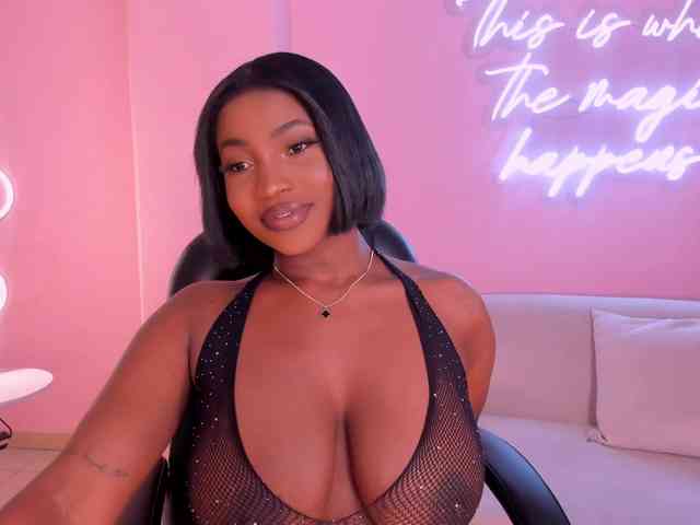 SavannahStorm webcam