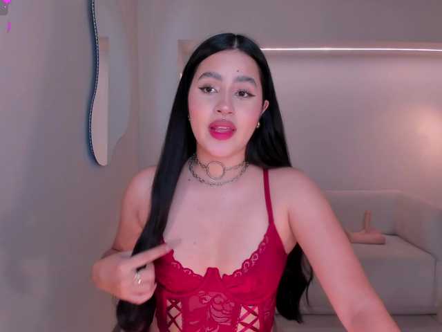  IsabellaHill chat room