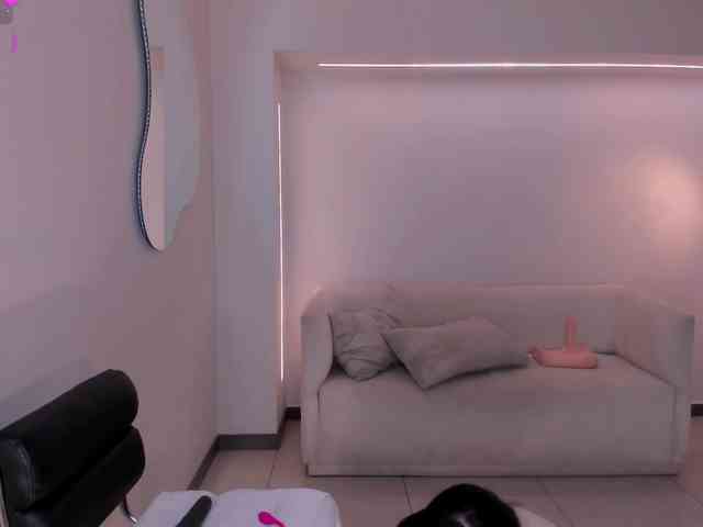IsabellaHill webcam