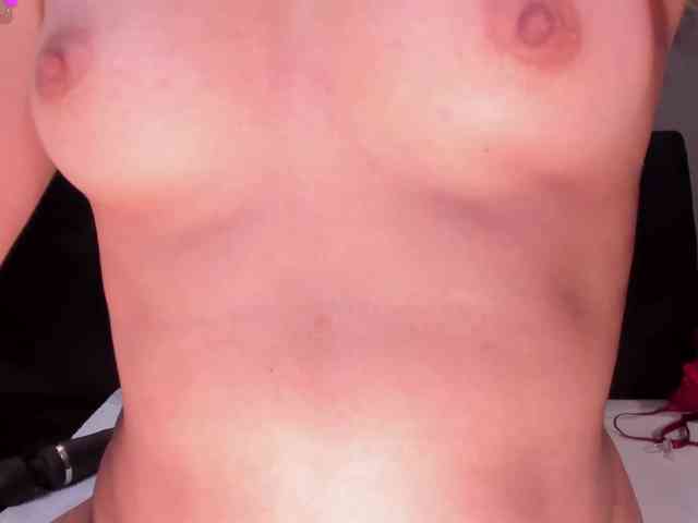 IsabellaHill webcam