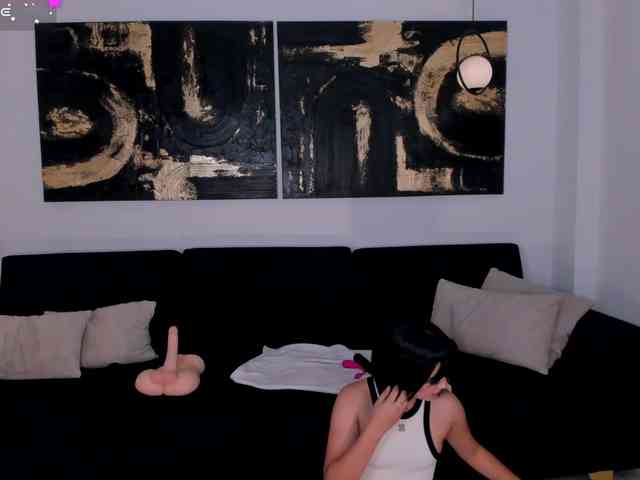 IsabellaHill webcam