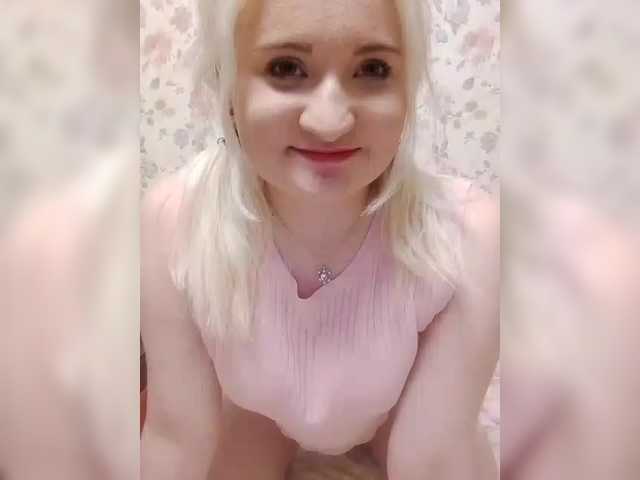 poliking's BongaCams show and profile