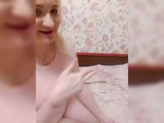 poliking's BongaCams show and profile