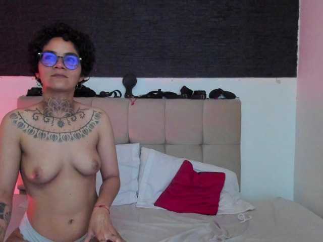 selene-ana from BongaCams is Freechat