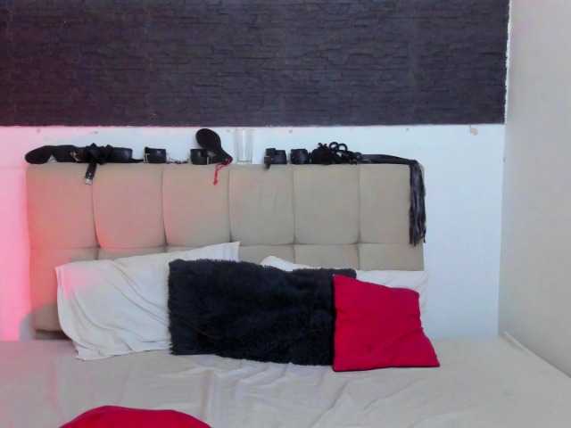 selene-ana's BongaCams show and profile