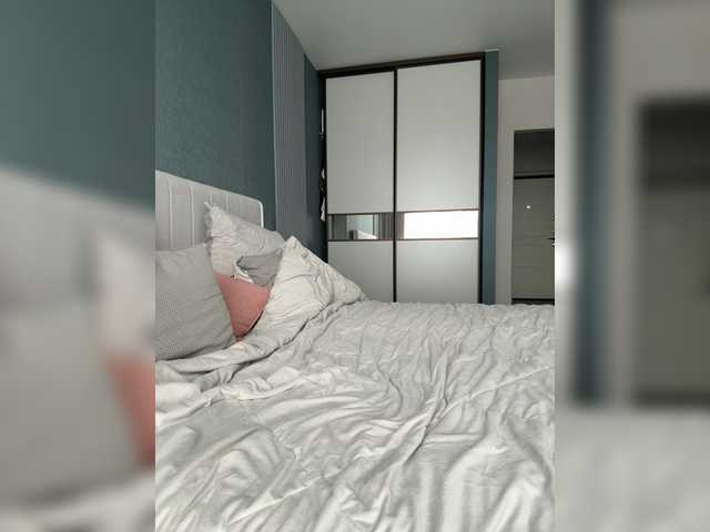 -Molly-'s BongaCams show and profile