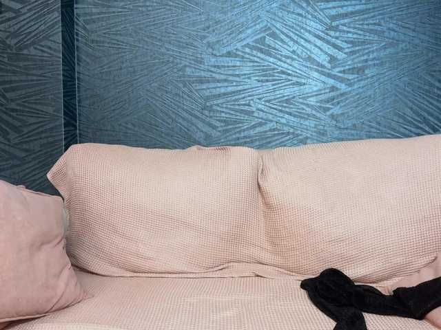 -Molly-'s BongaCams profile