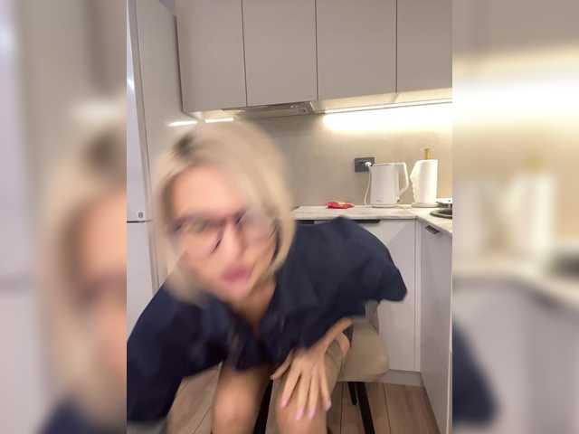 -Molly- Live Webcam on BongaCams