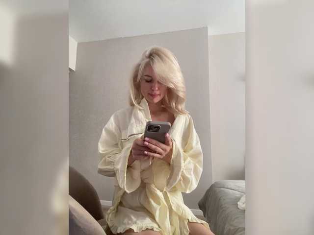 -Molly-