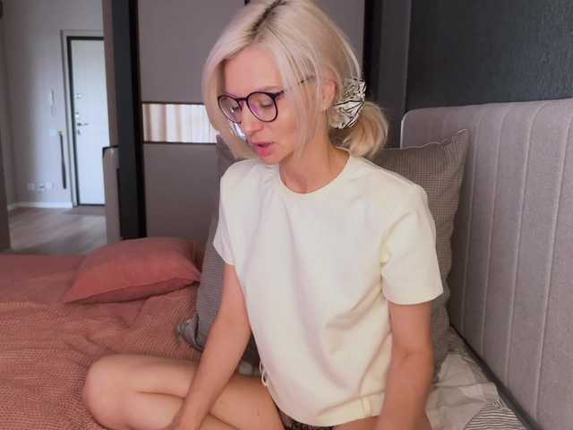 эро с -Molly-