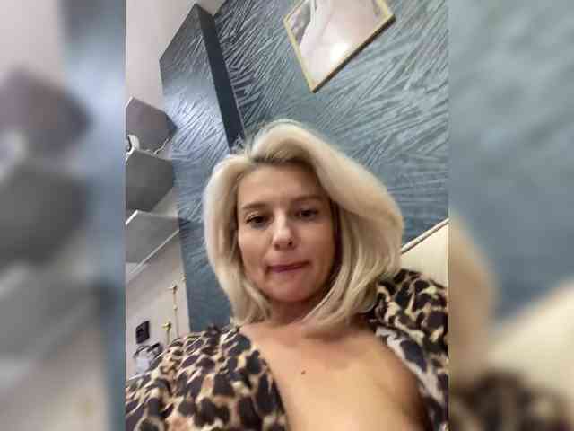 -Molly-'s webcam live show