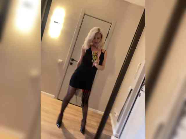 sexy webcam -Molly-