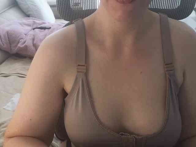 PassionateMommy webcam