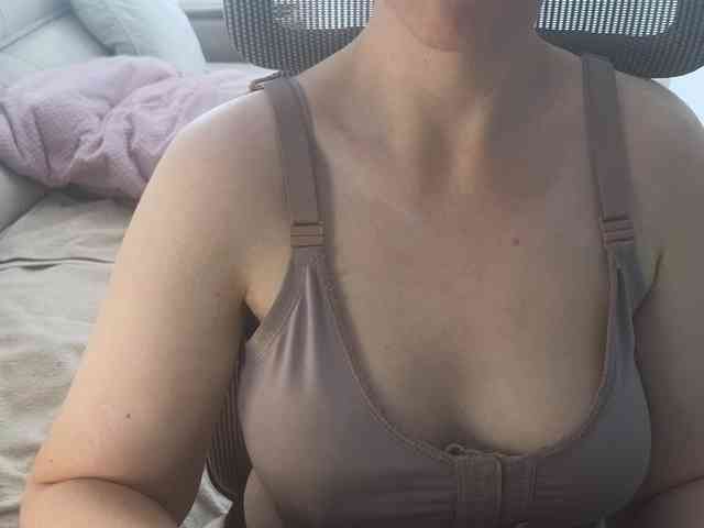 PassionateMommy webcam