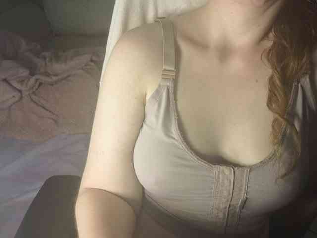 PassionateMommy webcam