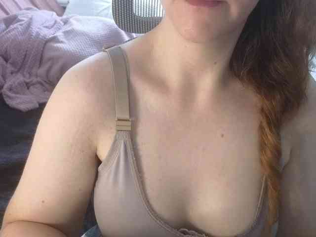 PassionateMommy webcam