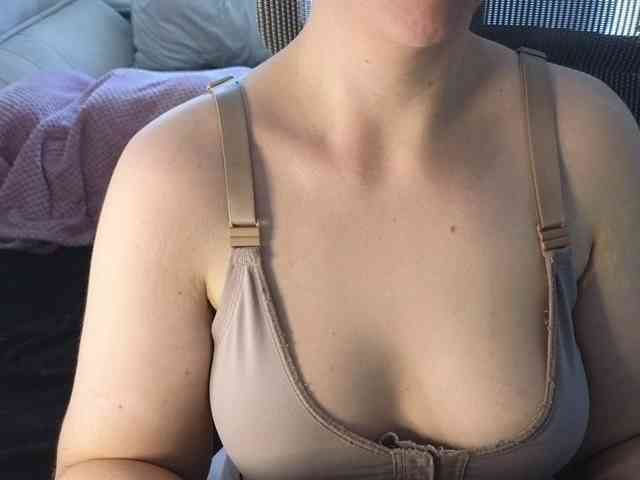 PassionateMommy webcam