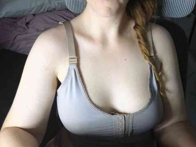 PassionateMommy webcam