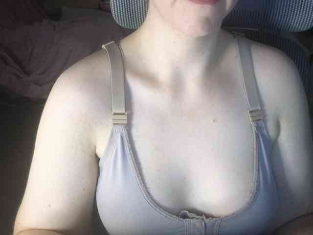 PassionateMommy webcam