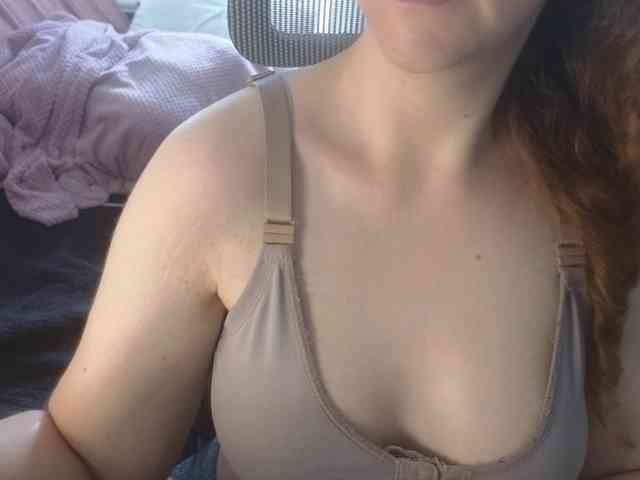 PassionateMommy webcam