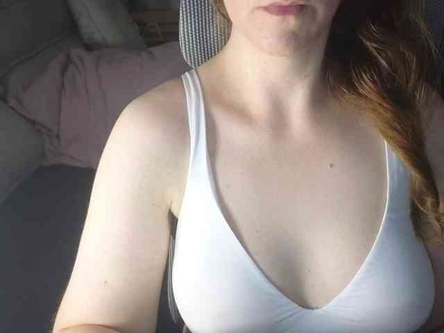 PassionateMommy webcam