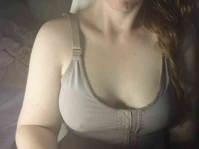 PassionateMommy webcam