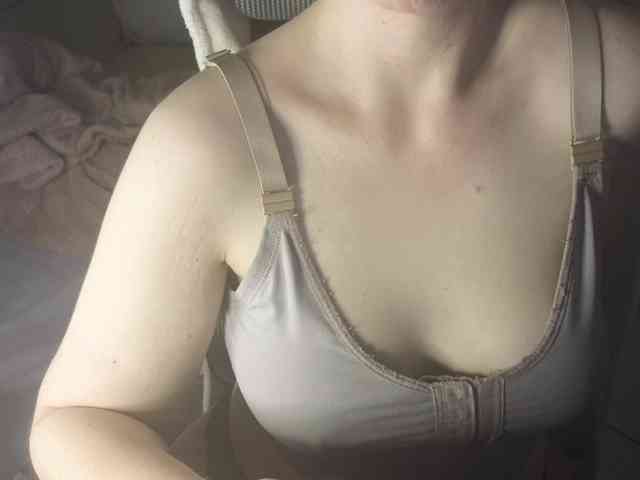 PassionateMommy webcam