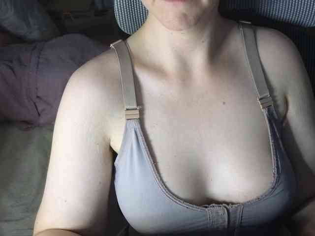 PassionateMommy webcam