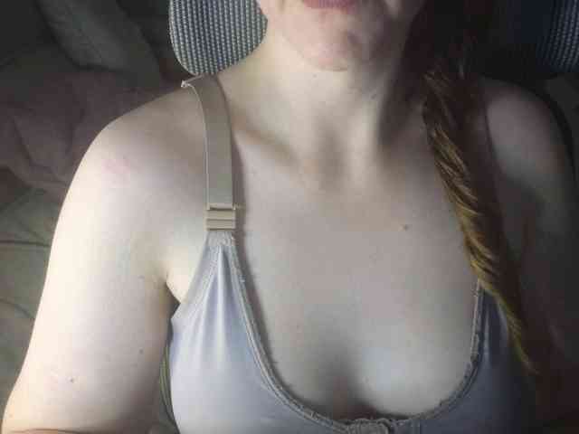 PassionateMommy webcam